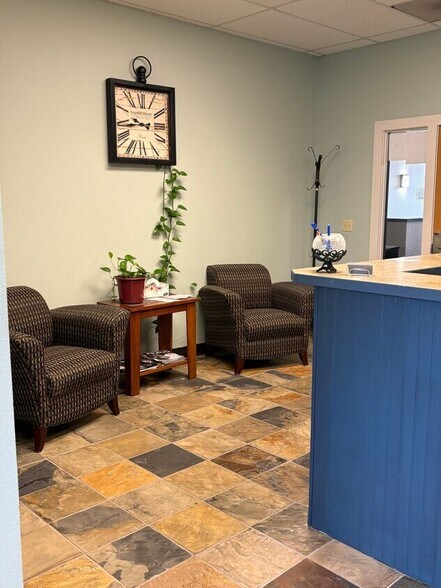 More Photos Of 2602 N Proctor St, Tacoma Office For Lease
