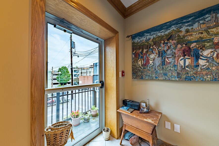 More Photos Of 315 High St, Morgantown Office For Sale