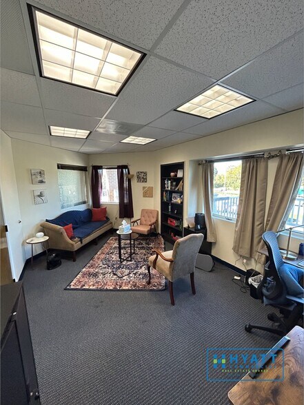 More Photos Of 1641 Crain Hwy, Crofton General Retail For Sale
