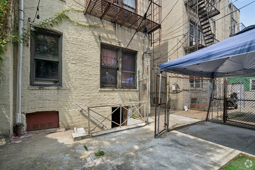 More Photos Of 359 E 34th St, Brooklyn Apartments For Sale