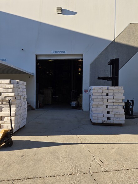 More Photos Of 28008 Harrison Pky, Valencia Warehouse For Lease