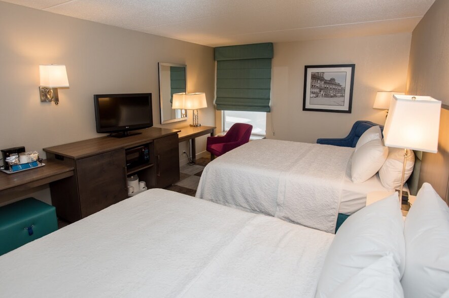 More Photos Of 4253 Burbank Rd, Wooster Hotel For Sale