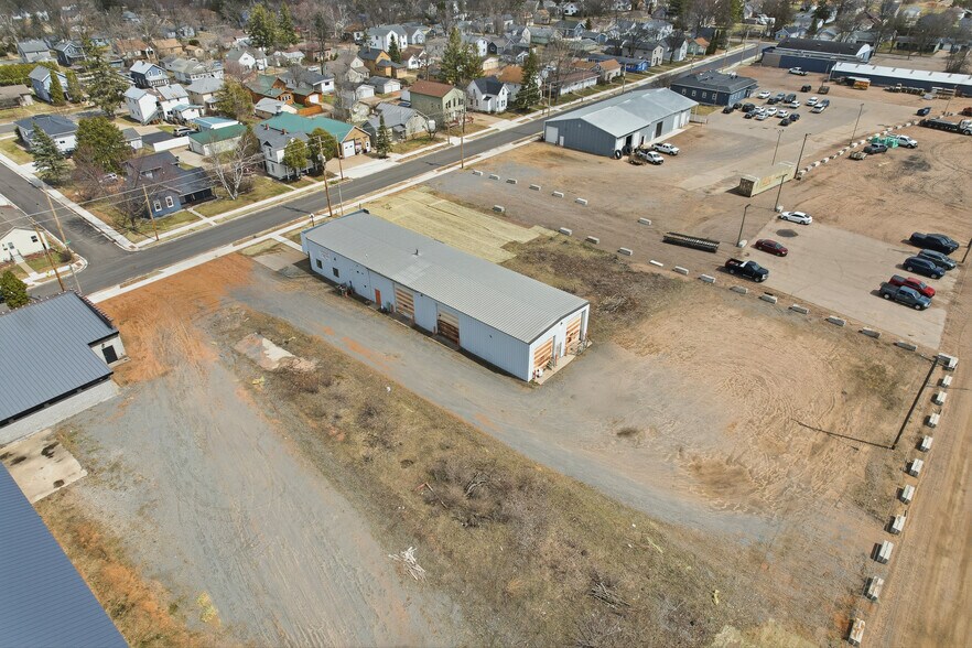 More Photos Of 2109 Madison St, Stevens Point Warehouse For Sale