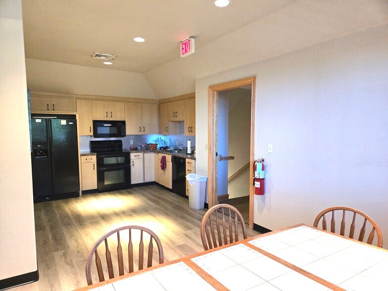 More Photos Of 5625 N Western Ave, Oklahoma City Medical For Sale