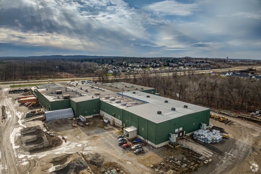 More Photos Of 2440 W Highland Rd, Howell Industrial For Sale