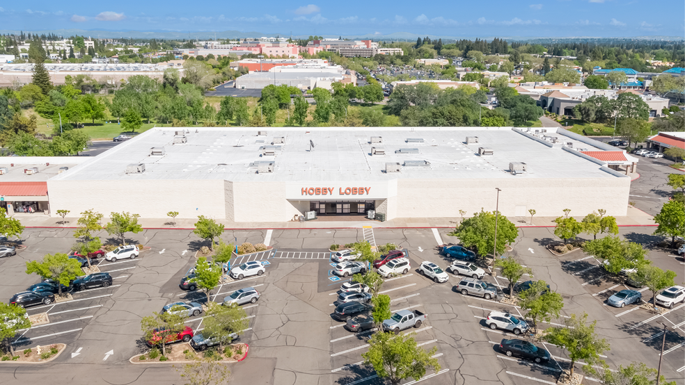 More Photos Of 1815 Douglas Blvd, Roseville General Retail For Sale