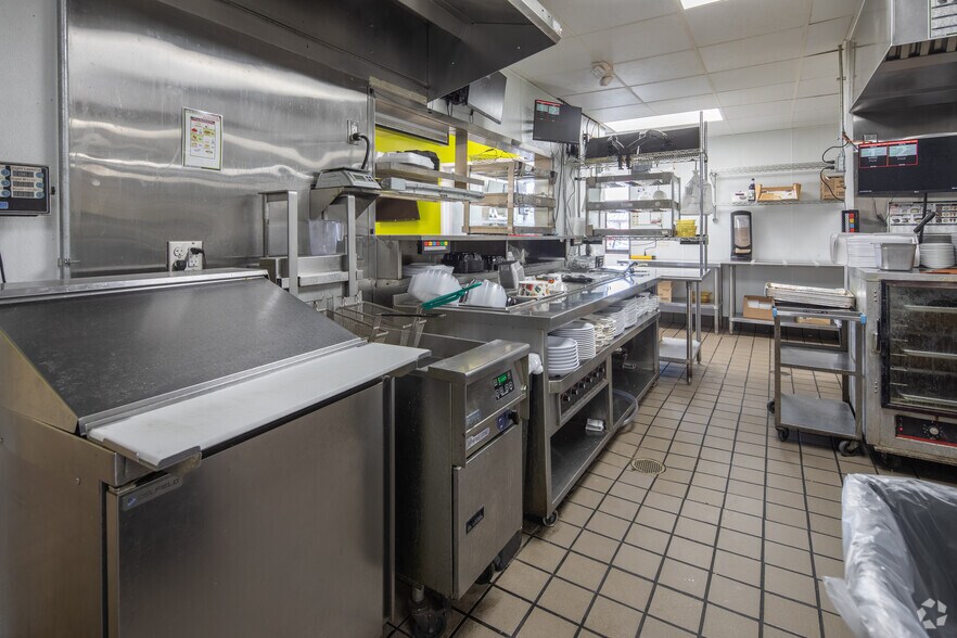 More Photos Of 2609 Gault Ave, Fort Payne Fast Food For Sale