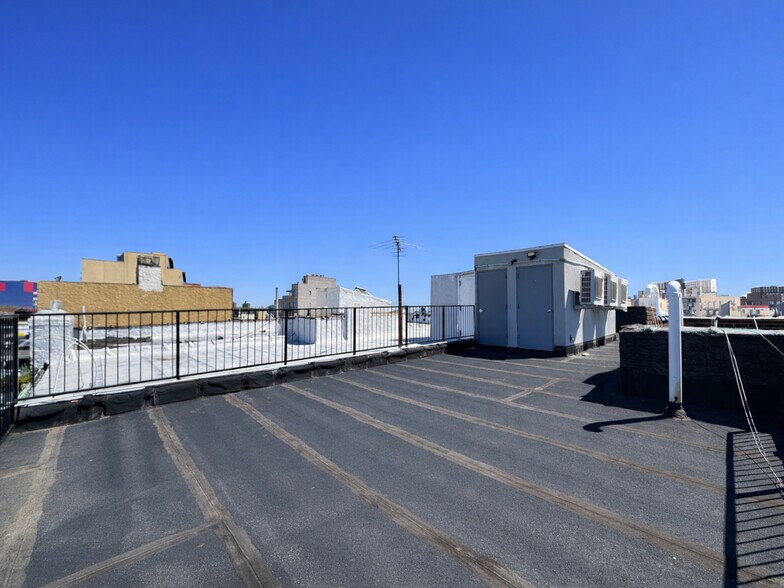 More Photos Of 2850 W 17th St, Brooklyn Apartments For Sale