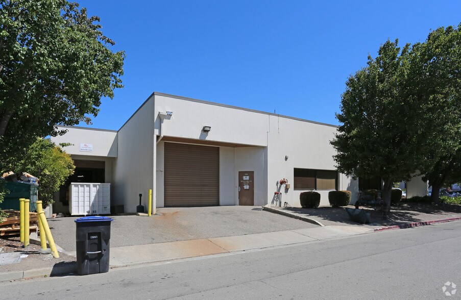 More Photos Of 7042 Commerce Cir, Pleasanton Research And Development For Lease