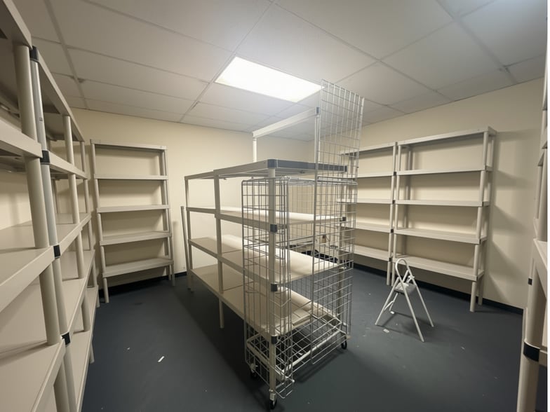 More Photos Of 2099 S Atlantic Blvd, Monterey Park Storefront For Sale