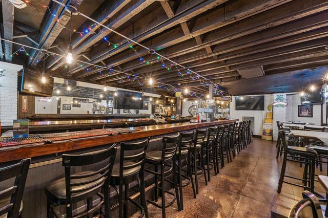 More Photos Of 31 Cottage St, Bayonne Restaurant For Sale