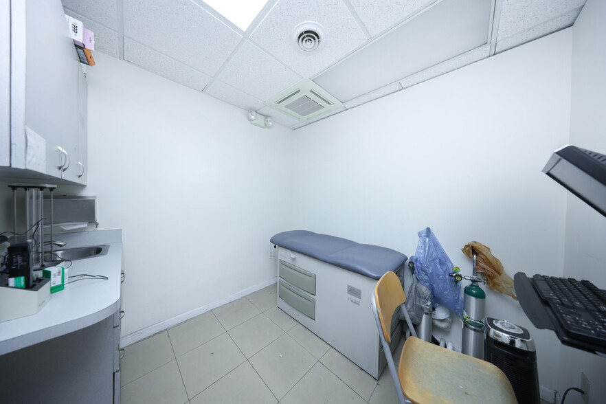 More Photos Of 863 50th St, Brooklyn Medical For Sale