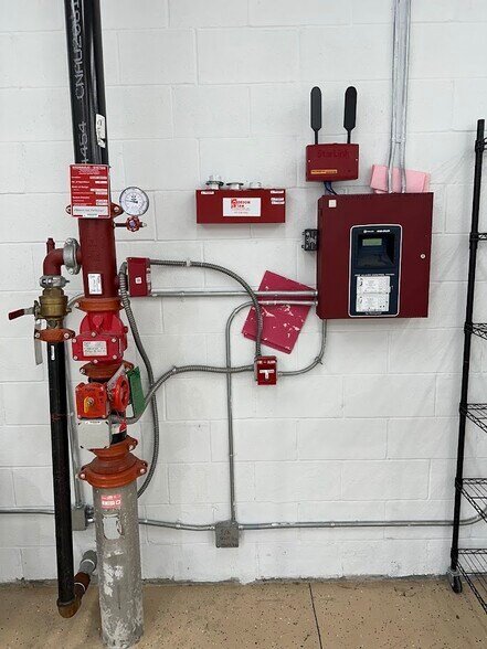 More Photos Of 1550 Tileston Rd, Saint Cloud Warehouse For Sale