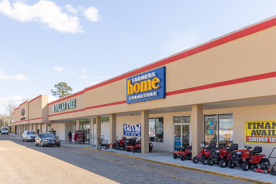 More Photos Of 11510 Columbia St, Blakely Storefront For Sale