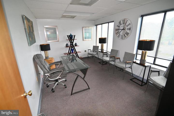 More Photos Of 605 Post Office Rd, Waldorf Medical For Sale