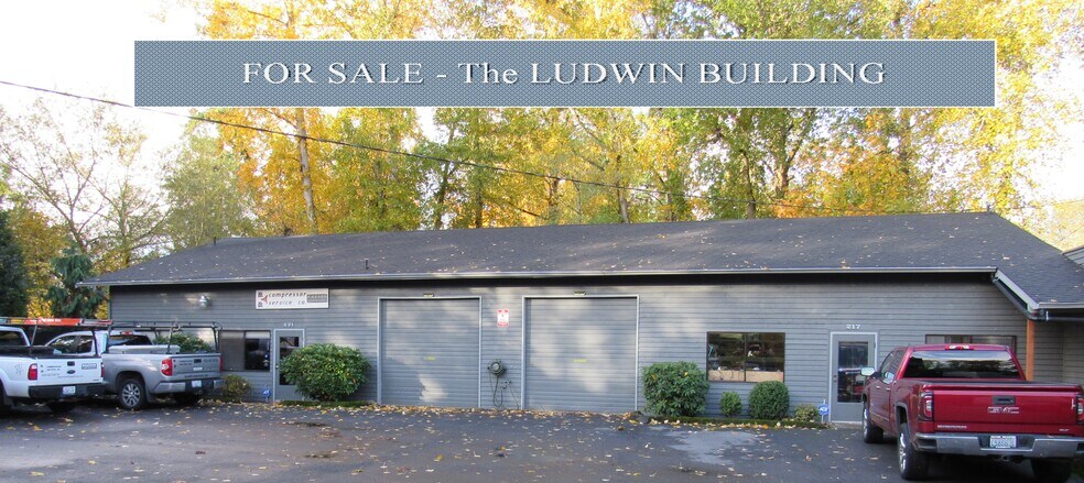 Primary Photo Of 221 10th St S, Kirkland Industrial For Sale