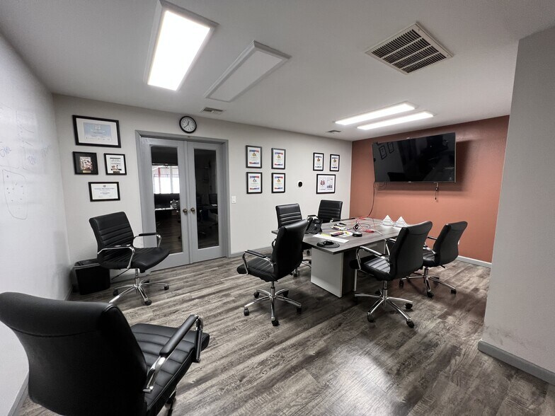 More Photos Of 900 Civic Center Dr, National City Warehouse For Sale