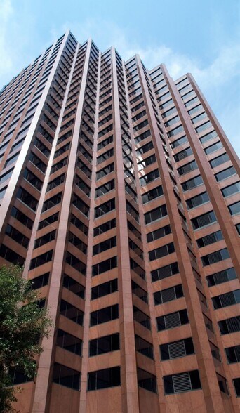 More Photos Of 601 Poydras St, New Orleans Office Residential For Lease