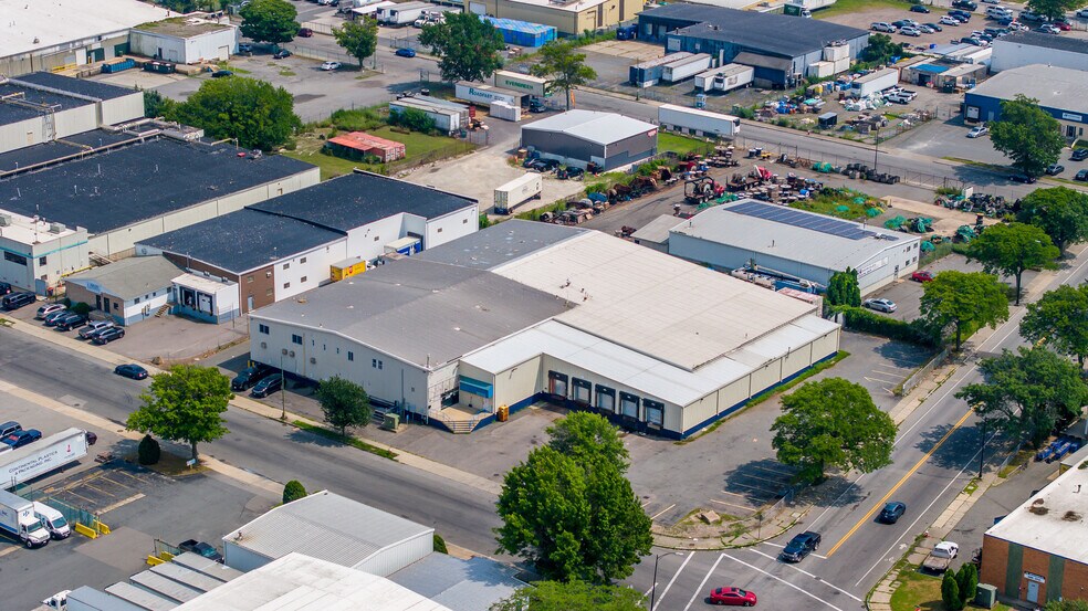 More Photos Of 86 Macarthur Dr, New Bedford Warehouse For Sale