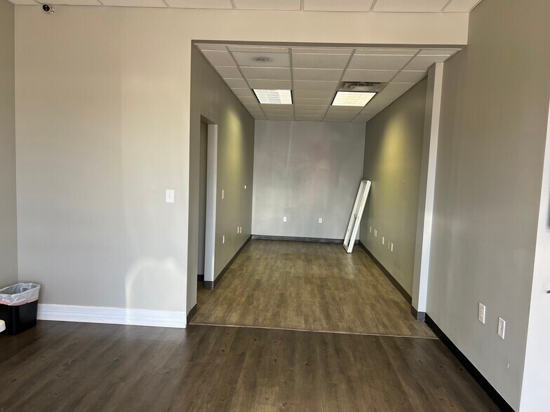 More Photos Of 2239 Whitten Rd, Memphis Light Distribution For Sale