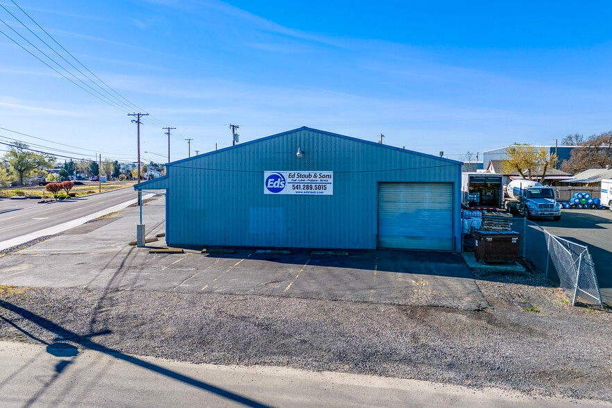 More Photos Of 345 N 1st Pl, Hermiston Industrial For Sale