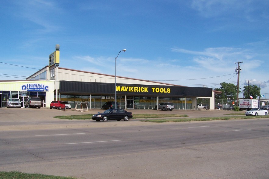 More Photos Of 10220 Harry Hines Blvd, Dallas General Retail For Sale