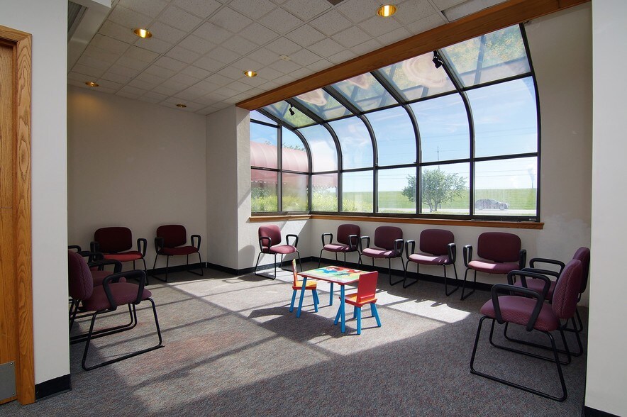 More Photos Of 555 E Eads Pky, Lawrenceburg Medical For Sale