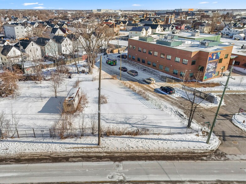 More Photos Of 8312 Conant, Hamtramck Land For Sale