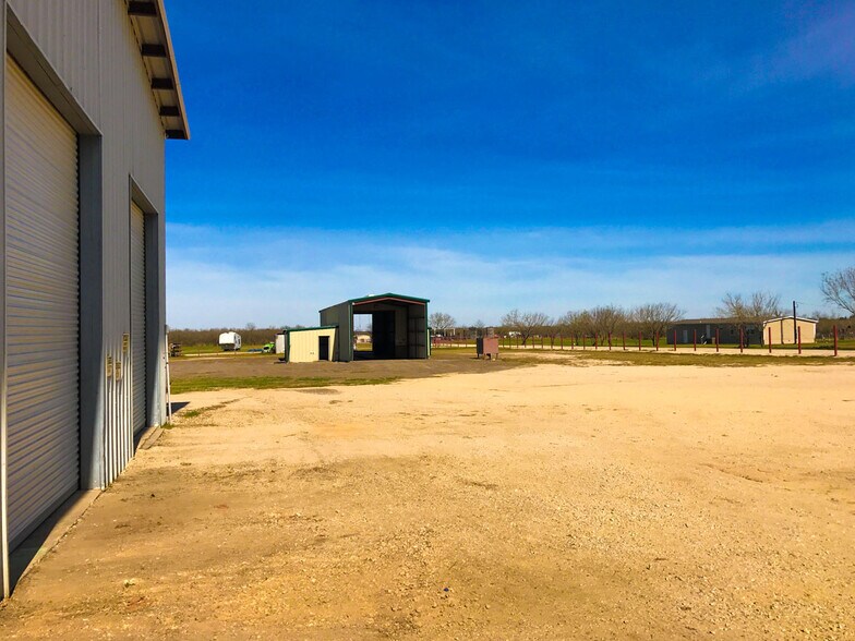 More Photos Of 4515 Smith Rd, Von Ormy Truck Terminal For Lease
