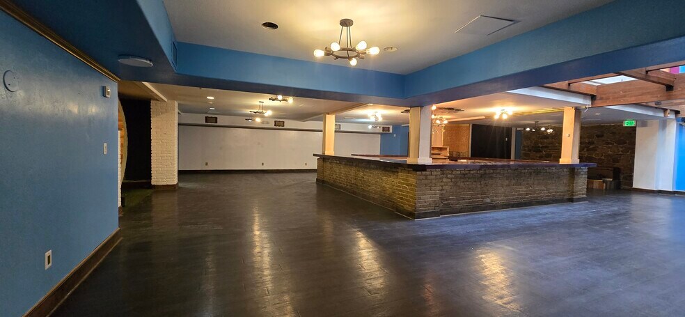 More Photos Of 640 Main Ave, Durango Restaurant For Lease
