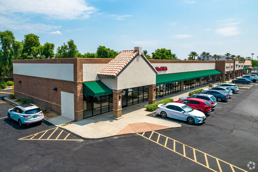 More Photos Of 5830 W Thunderbird Rd, Glendale Freestanding For Lease