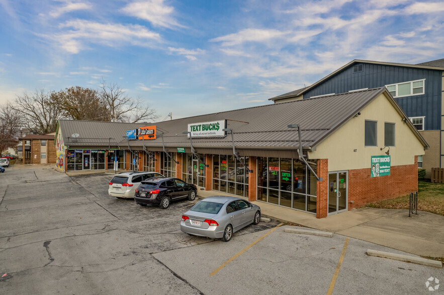 Primary Photo Of 607 E Madison, Springfield Restaurant For Lease