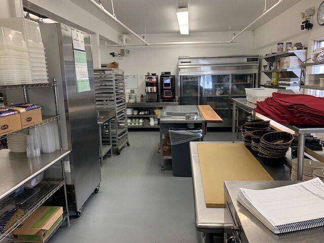 More Photos Of 429 Canada St, Lake George Restaurant For Sale