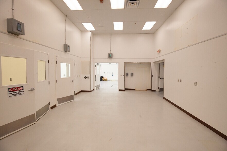 More Photos Of 1001 S 3rd St W, Missoula Manufacturing For Sale