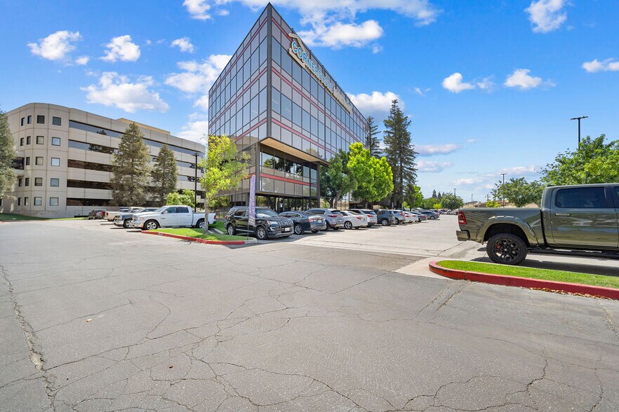 More Photos Of 4560 California Ave, Bakersfield Loft Creative Space For Lease