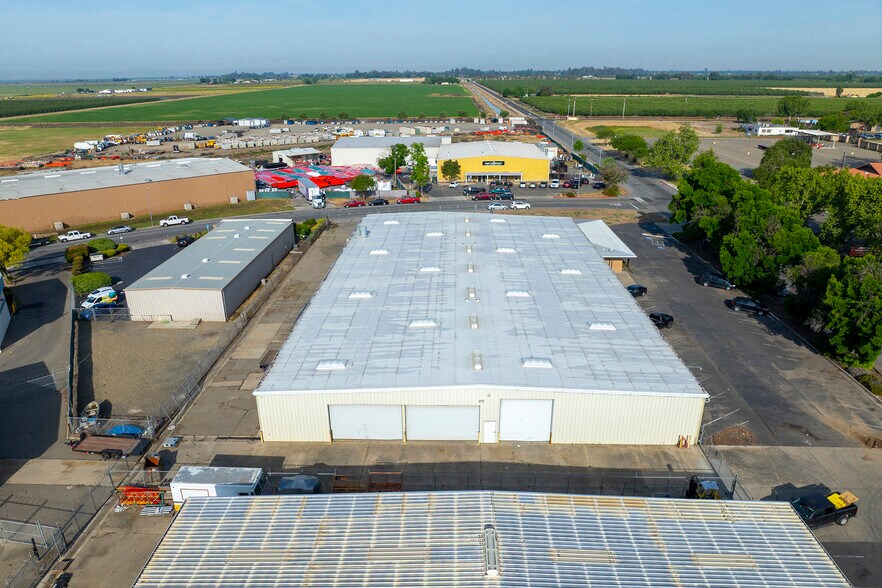 More Photos Of 2170 Wardrobe Ave, Merced Manufacturing For Sale