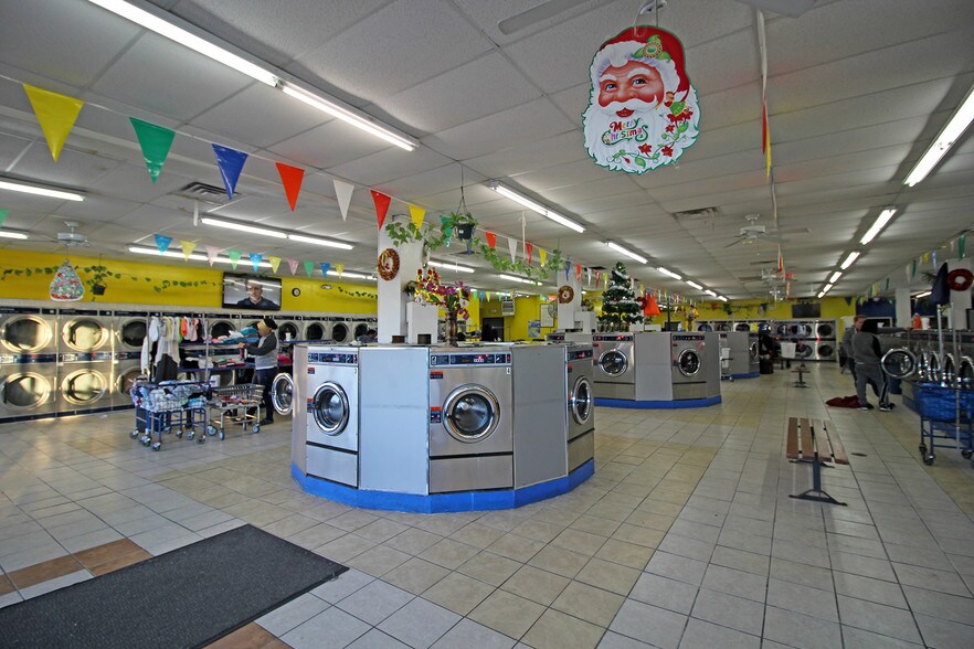 More Photos Of 2407 Fairfield Ave, Bridgeport Freestanding For Sale