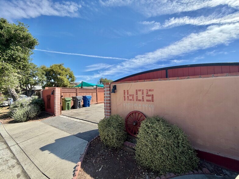 More Photos Of 1605 Capitola Rd, Santa Cruz Office For Lease