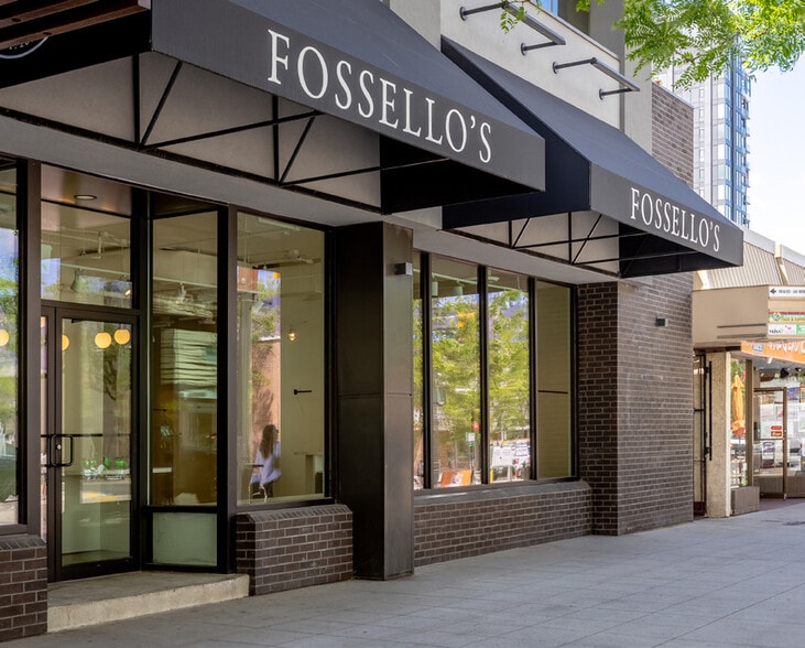 Primary Photo Of 565 Bernard Ave, Kelowna Storefront For Lease