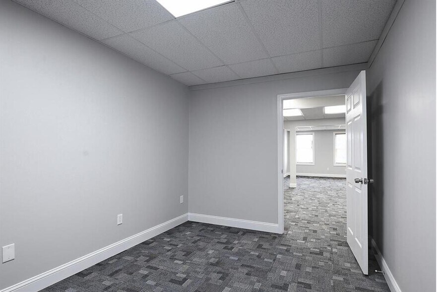 More Photos Of 18 S Main St, Bel Air Office Residential For Lease
