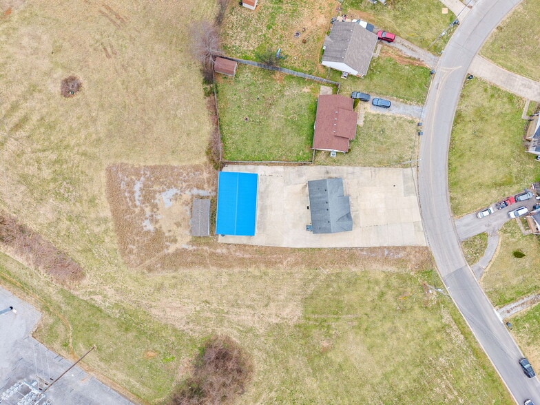 More Photos Of 107 Waterford Dr, Oak Grove Office Residential For Sale