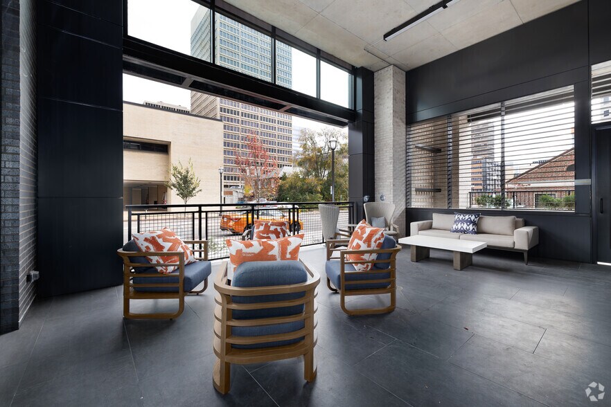 More Photos Of The Shoppes on Central Avenue, Clayton Apartments For Lease