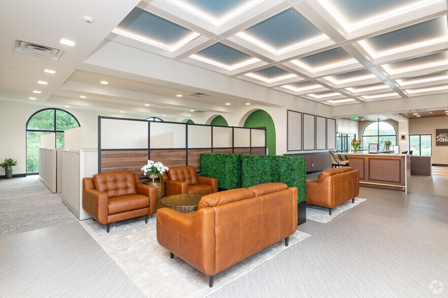 More Photos Of 1301 Industrial Dr, Crestview Coworking Space