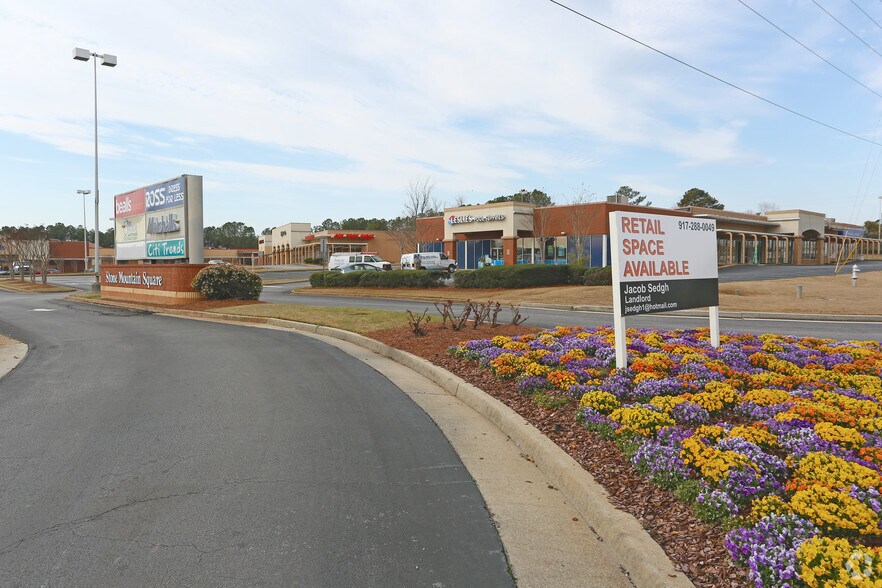 More Photos Of 5370 Stone Mountain Hwy, Stone Mountain Unknown For Lease