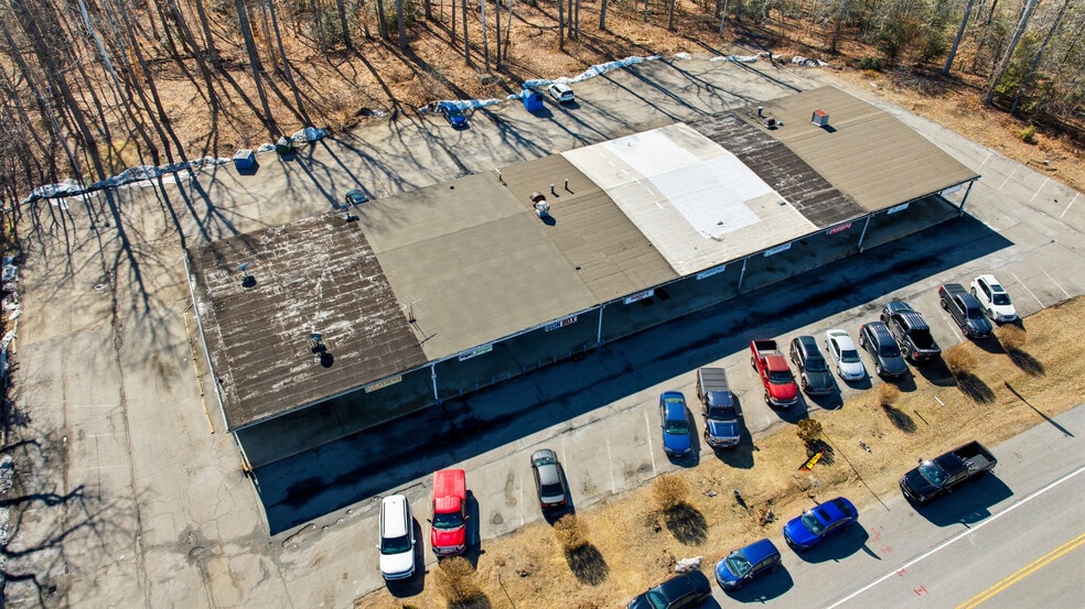 More Photos Of 5472-5486 Southern Maryland Blvd, Lothian Storefront For Sale