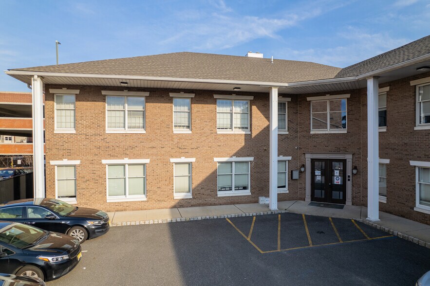 More Photos Of 126 State St, Hackensack Office For Sale