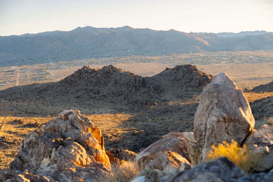 More Photos Of 61271 Calle Los Amigos, Joshua Tree Land For Sale