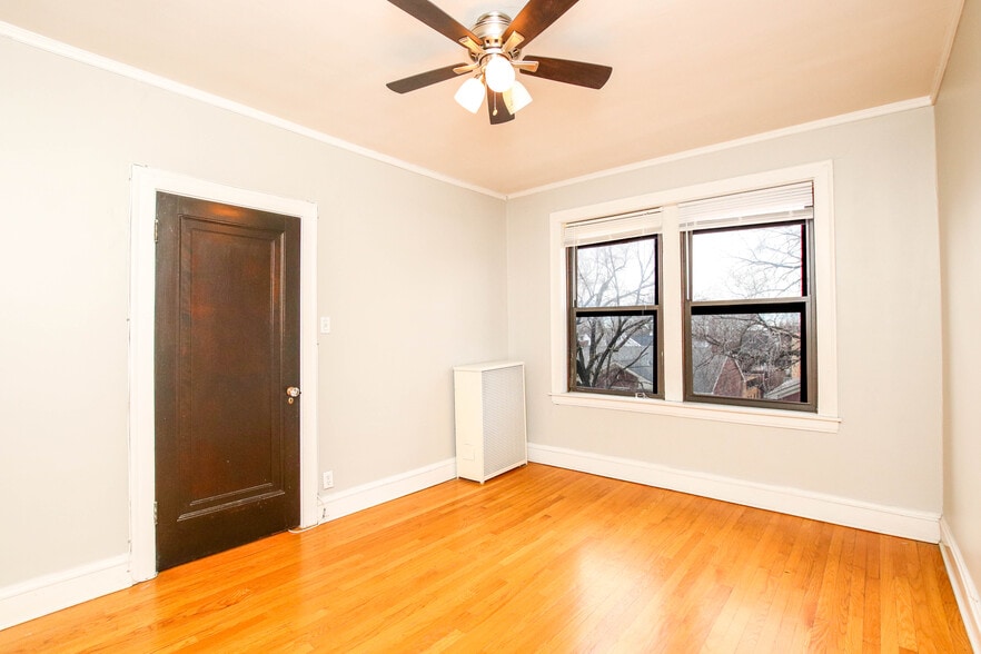 More Photos Of 3751 N Marshfield Ave, Chicago Apartments For Sale