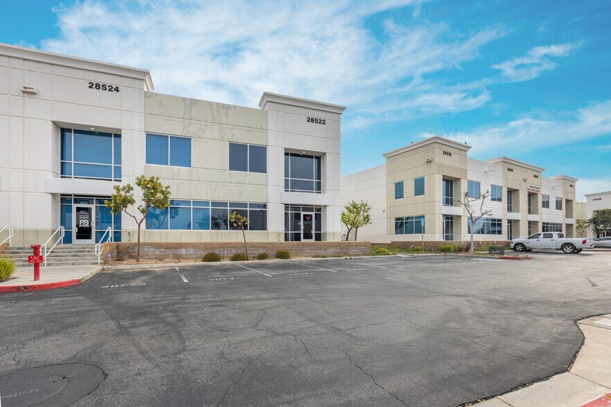 More Photos Of 28522-28528 Constellation Rd, Valencia Warehouse For Lease