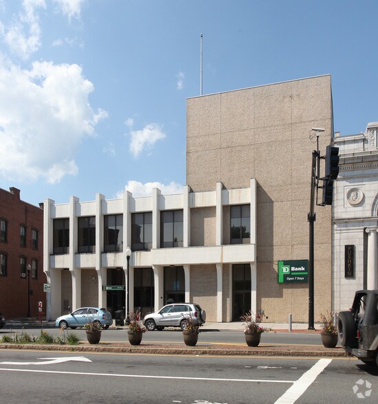 More Photos Of 324 Main St, Greenfield Office For Lease